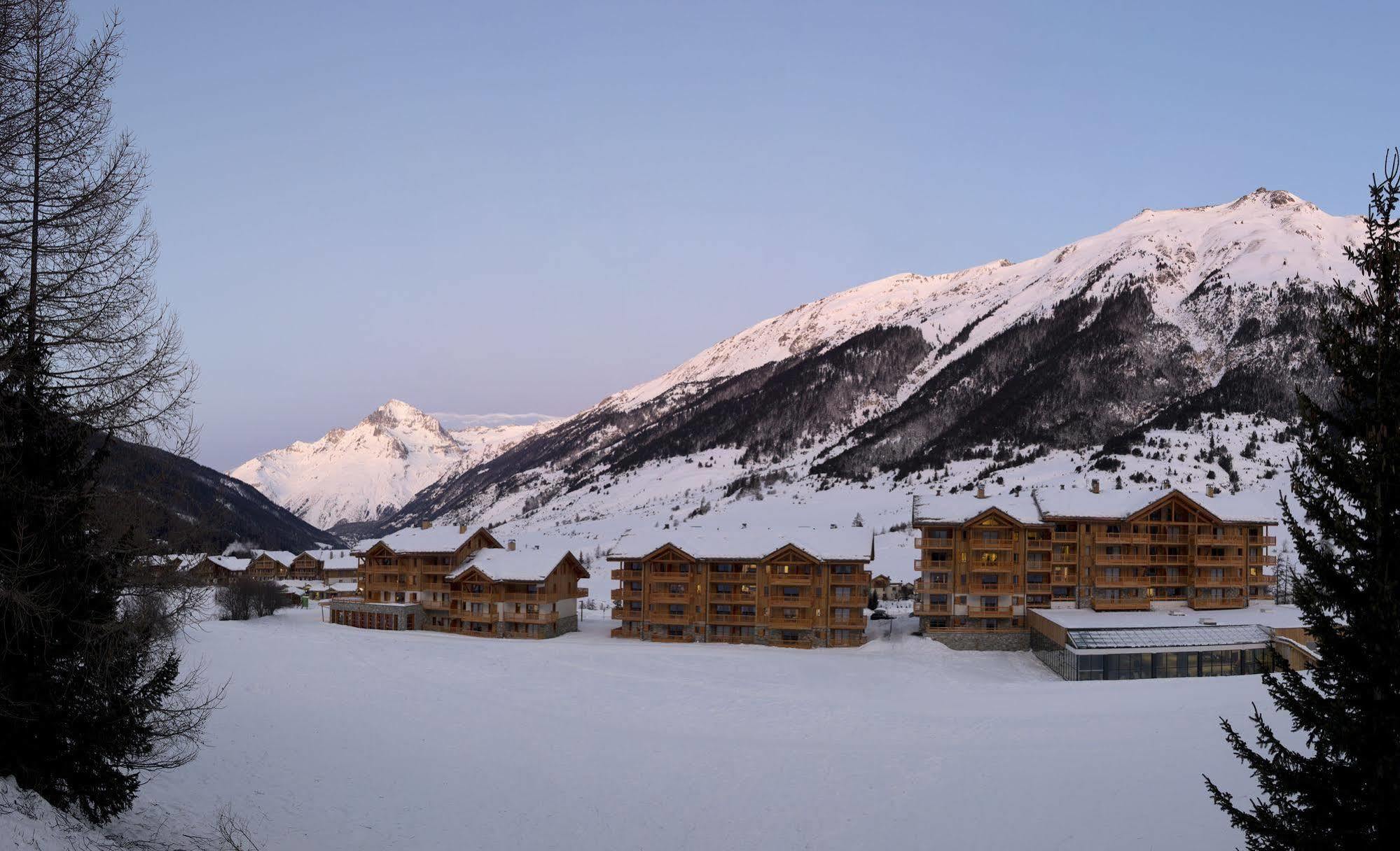 Cgh Residences & Spas Les Chalets De Flambeau Lanslebourg-Mont-Cenis Eksteriør bilde